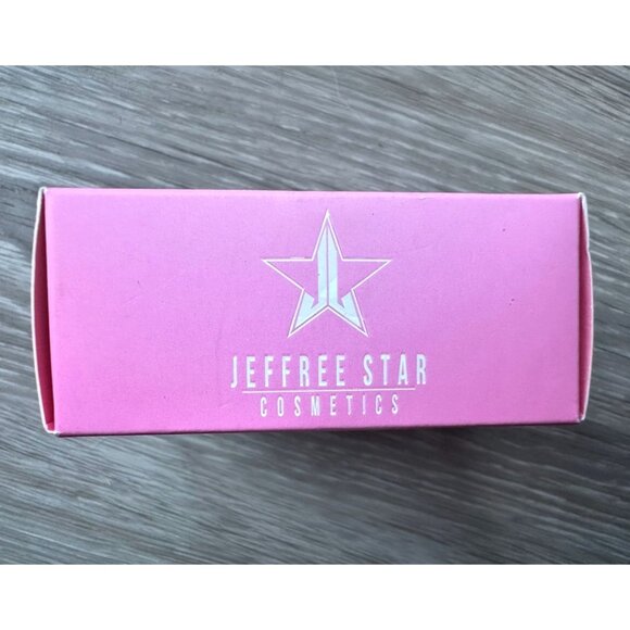 Jeffree Star Cosmetics MAGIC STAR™ SETTING POWDER Matte SUEDE - Picture 9 of 12